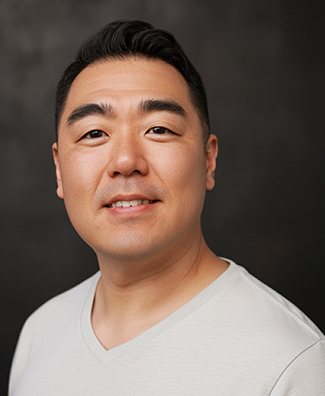Portrait of Brian Hong